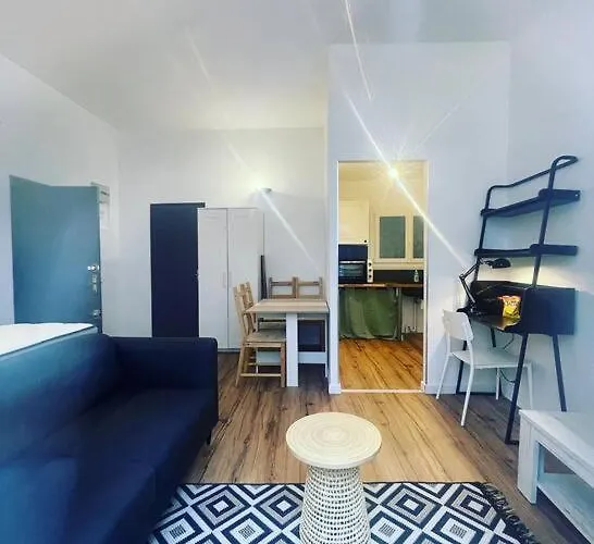 Esteban - Studio Neuf - Gare Nancy Avec Place De Parking Gratuite
